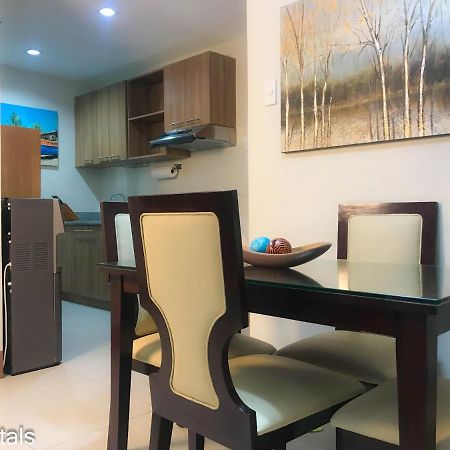 2 Bedroom Condo @ Midpoint Residences W/ City View Mandaue Bagian luar foto