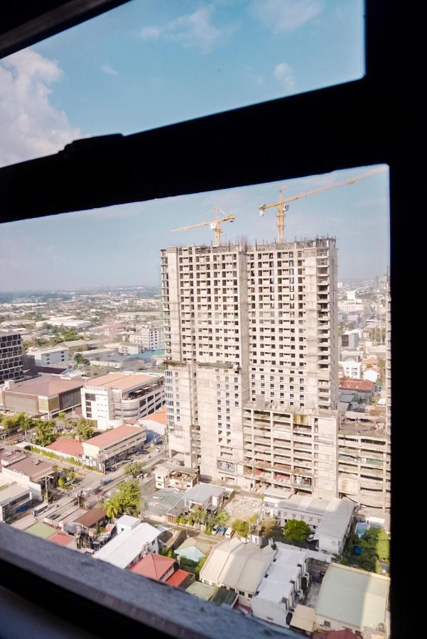 2 Bedroom Condo @ Midpoint Residences W/ City View Mandaue Bagian luar foto